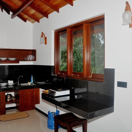 Villa Dineha ヒッカドゥワ エクステリア 写真