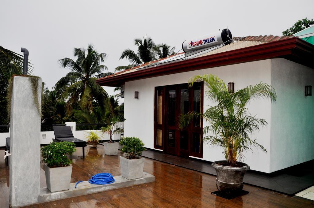 Villa Dineha ヒッカドゥワ エクステリア 写真