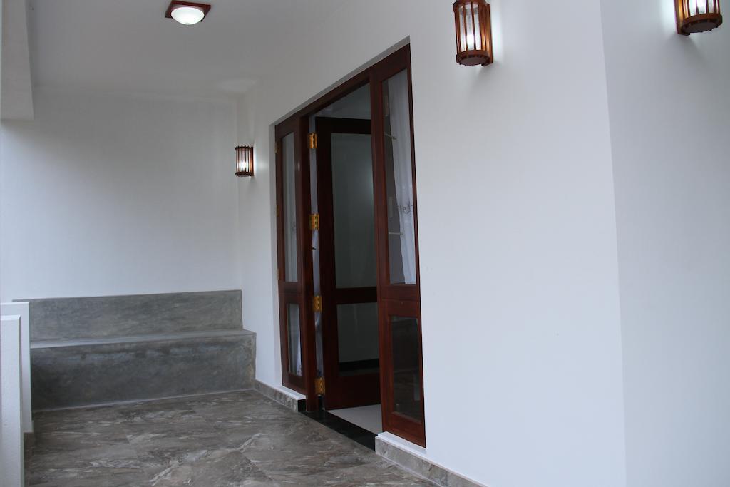 Villa Dineha ヒッカドゥワ エクステリア 写真